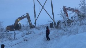 Подача света в Мурманск восстановлена, продолжается установка основных опор ЛЭП