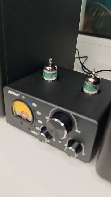 Крутой Ламповый усилитель с ЦАП AIYIMA T9 смотреть онлайн