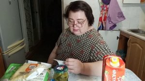 Дают 🤗 бери,бьют 👊 беги