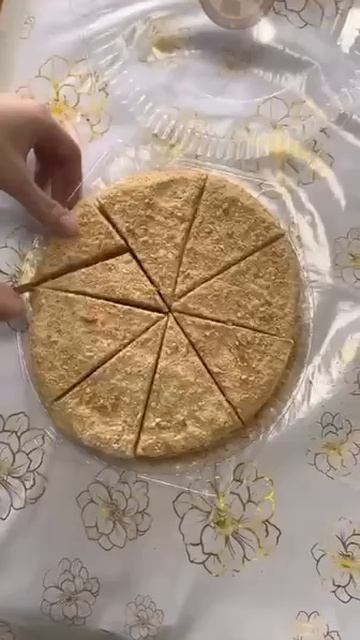 How to cut a cake 🍰 смотреть онлайн