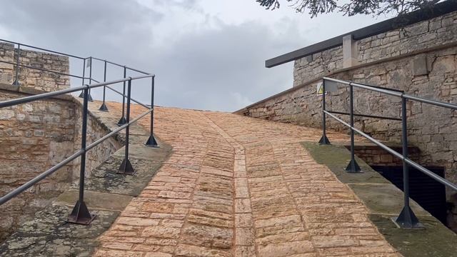 Pula. Croatia. Zerostrasse Пула. Хорватия. Крепость 