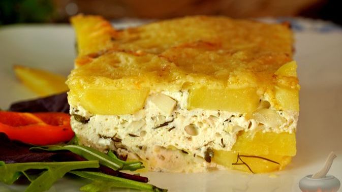 КАРТОФЕЛЬНАЯ ЗАПЕКАНКА С ТВОРОГОМ И ЗЕЛЕНЬЮ смотреть онлайн