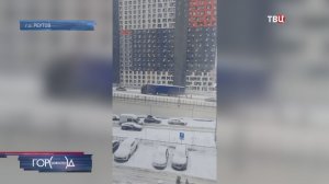 Автоинспектор в одиночку помог забраться в горку огромной фуре