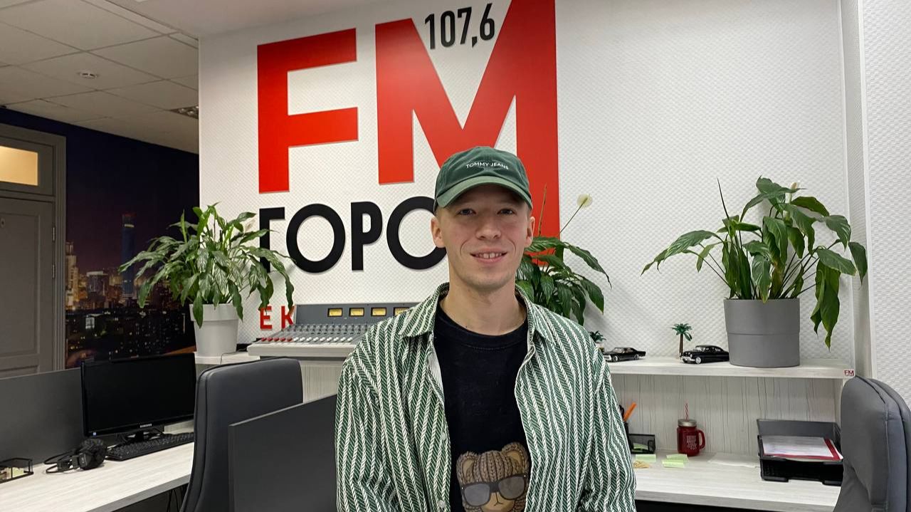 Как екатеринбургский исполнитель попал в топ исполнителей ВК смотреть онлайн