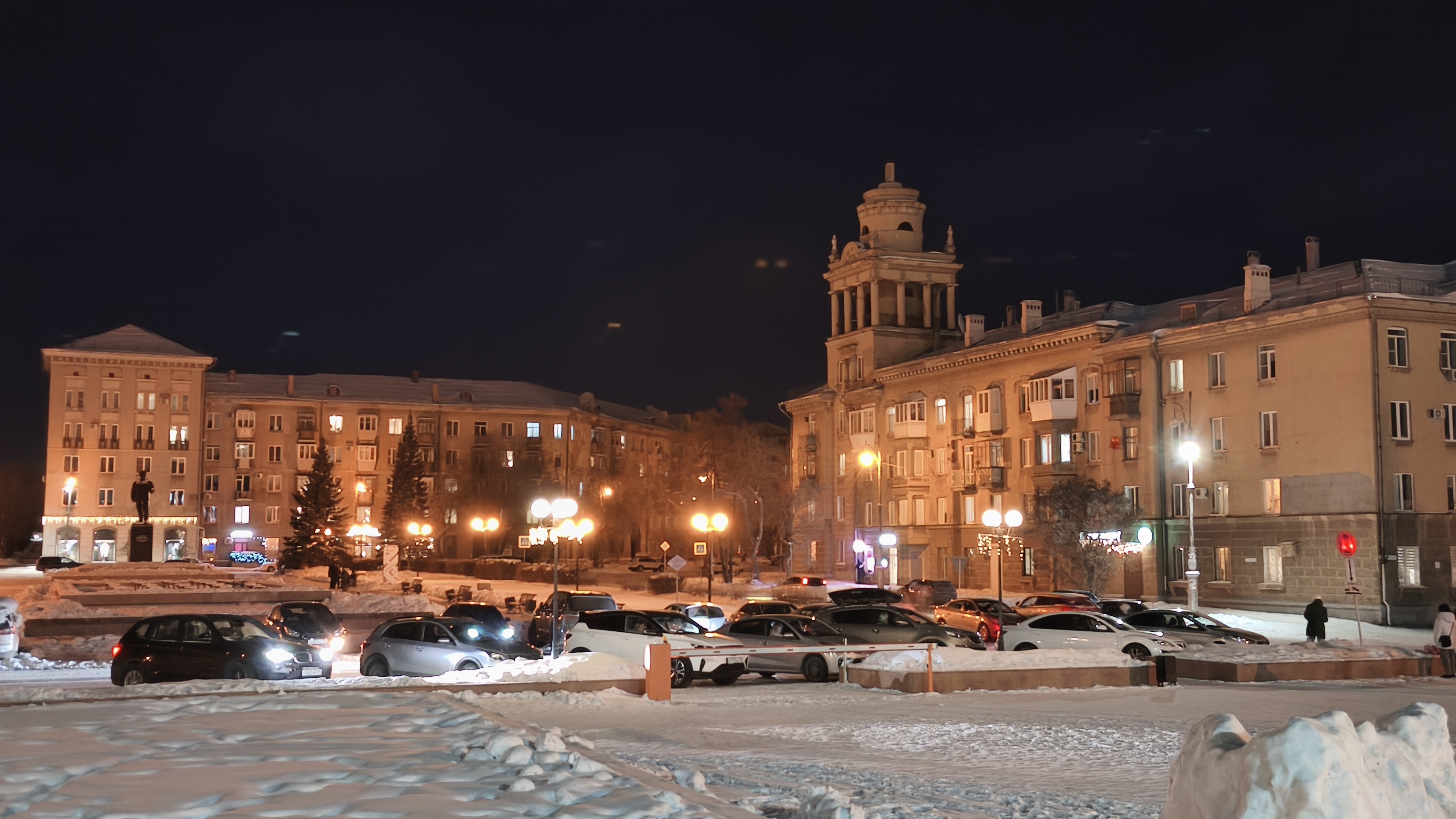 Южный Урал. Магнитогорск. Вечерний Ленинский район. 28 января 2026 г. смотреть онлайн