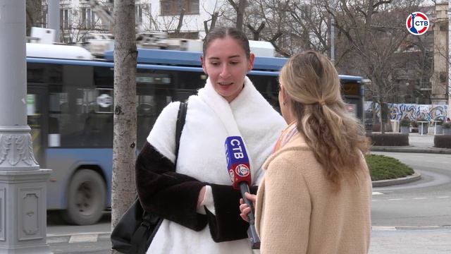 Севастопольцы поделились, пользуются ли они наличными деньгами сегодня смотреть онлайн