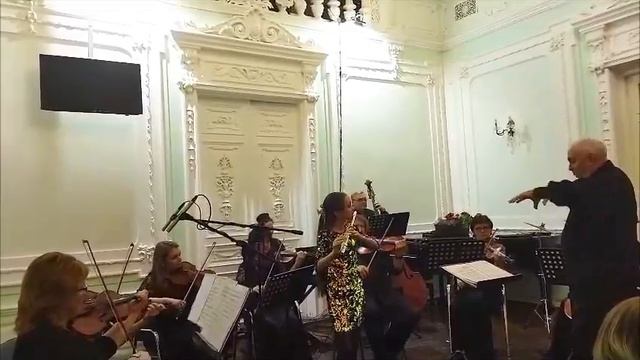 И. С. Бах «Менуэт» из Оркестровой сюиты №2 си минор / Дарья Шматченко, флейта, 12 лет смотреть онлайн