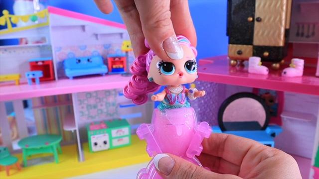 Кукла ЛОЛ превращается в Русалочку! Мультик с куклами. смотреть онлайн