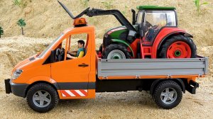 Самосвал находит и собирает трактор | Подборка видео для детей