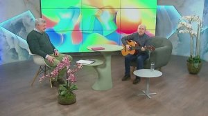 Поэт и художник Александр Карпов в гостях студии | Новое утро