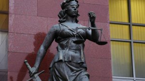 Суд конфисковал имущество на 2 млрд рублей рекордсмена по взятке в России