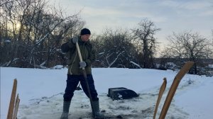 Углубляю пруд в саду, нашёл НЕФТЬ! Жизнь в деревне, дом в деревне