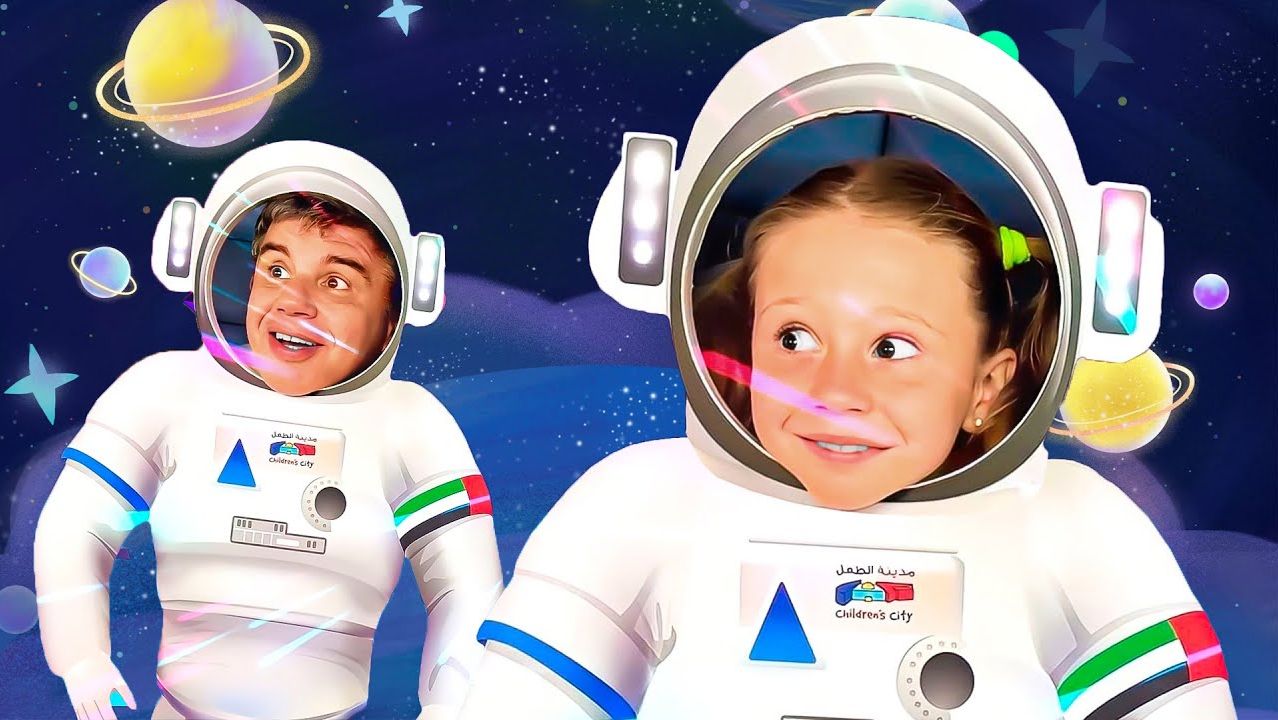 Настя и папа исследуют детские развлечения в Дубае смотреть онлайн