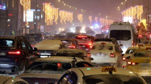 Пробки в Москве достигли девяти баллов на фоне снегопада