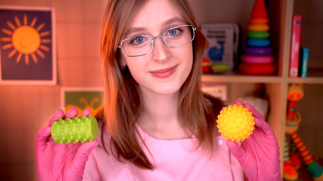 АСМР Неврологический осмотр у педиатра | Ролевая игра | Проверка чувствительности смотреть онлайн