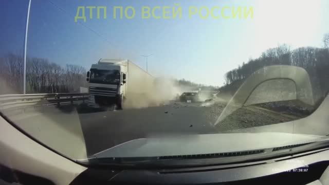 ПОДБОРКА ДТП И АВАРИЙ С ВИДЕОРЕГИСТРАТОРА ЗА ЯНВАРЬ 2026 29 смотреть онлайн