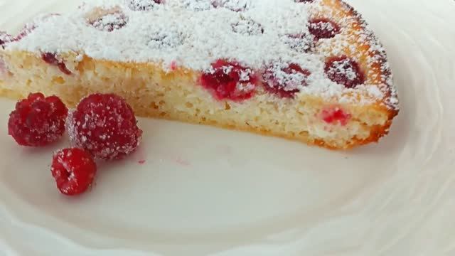 Нежная творожная запеканка с замороженными ягодами Классический рецепт смотреть онлайн