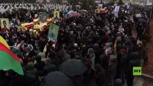 المئات يشيعون في القامشلي جثامين مقاتلين أكراد قضوا خلال معارك شمال وشرق سوريا