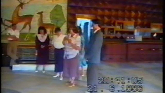 Выпускной 11 класс школа №6 г. Троицк Чел. обл. 1996 год (2) смотреть онлайн