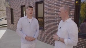 ЖК на улице Полтавская в районе Мамайка.

На видео можно увидеть, что помимо наружной отделки АМК