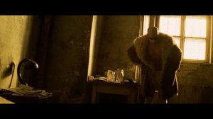 Отпуск откладывается | Три Икса | Момент из фильма