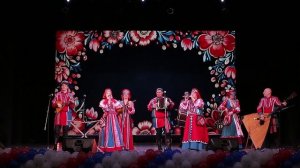 Светит месяц