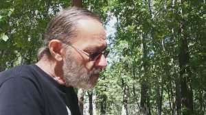 Ефим Беренштейн читает стихотворение Мандельштама "Раковина" и своё стихотворение "Ты приедешь..."