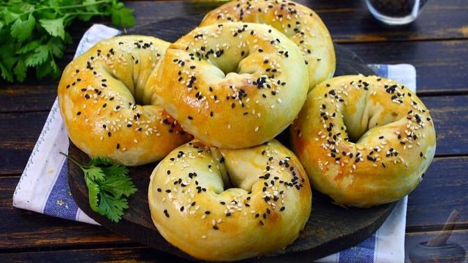 КНЫШИ С МЯСОМ И КАРТОШКОЙ смотреть онлайн