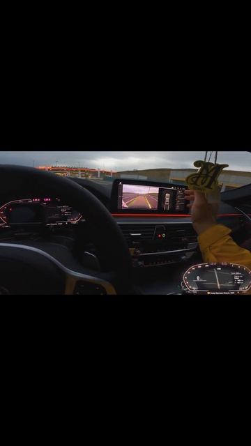 2023 BMW 5.20i - автоматический привод заднего хода смотреть онлайн