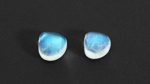 Парный Лунный Камень 1.65 карат