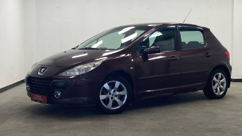 Видеопрезентация автомобиля Peugeot 307 I Рестайлинг, 2006 смотреть онлайн