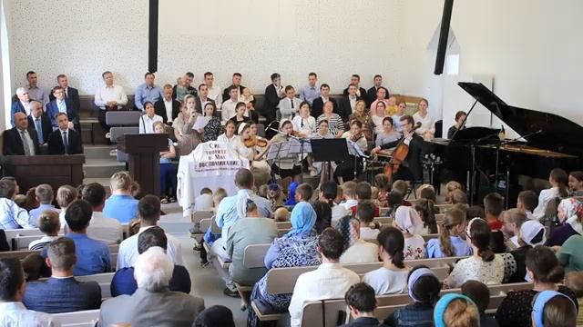 Безграничный милостей... ♥️🙏 христианская песня смотреть онлайн