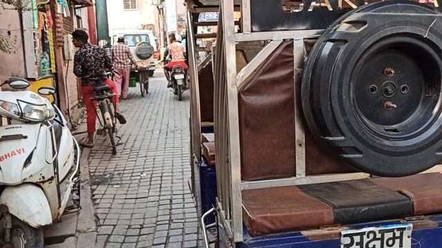 Улочки Агры! смотреть онлайн