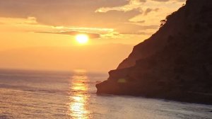 Вид на закат. С горы "Папая-Кая" (Отшельничья скала) и с пляжа поселка "Весёлое" - 6