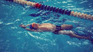 100 метров на спине