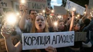 Мирные протесты украинцев могут перерасти в вооруженные акции