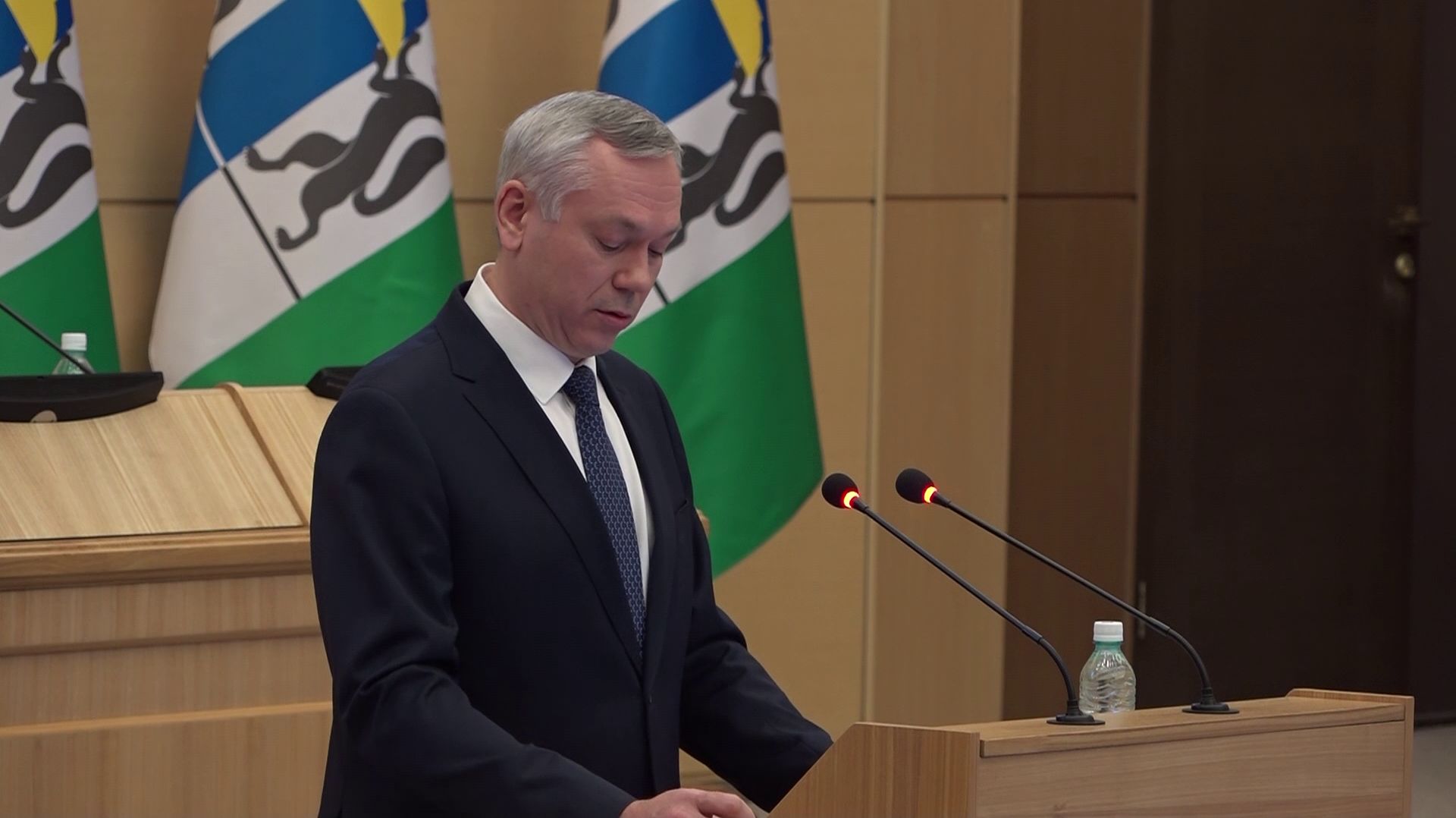 Губернатор подвел итоги деятельности правительства Новосибирской области в 2025 году смотреть онлайн