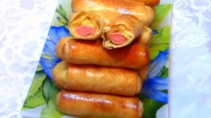 Сосиски с картошкой в тесте.