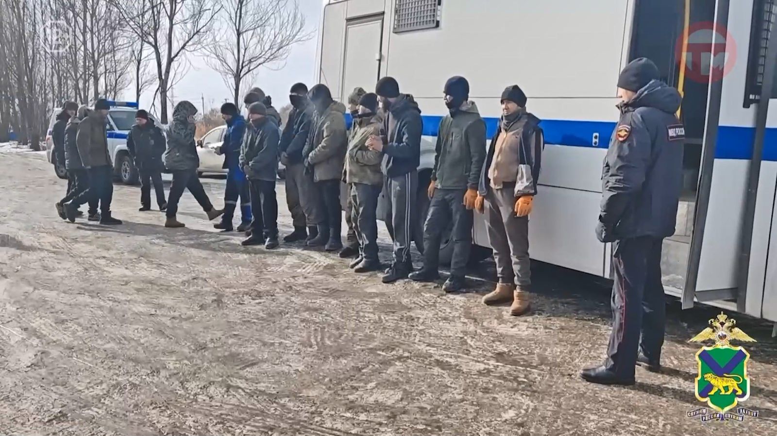 🚨 Уссурийская полиция поймала нелегалов смотреть онлайн