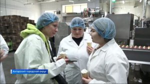 Новогоднее желание школьницы побывать на фабрике мороженого исполнил губернатор Ирутскй области