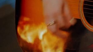 Новая версия премьерного видеоклипа от Инны Вальтер - Ты любишь петь...© United Music Group