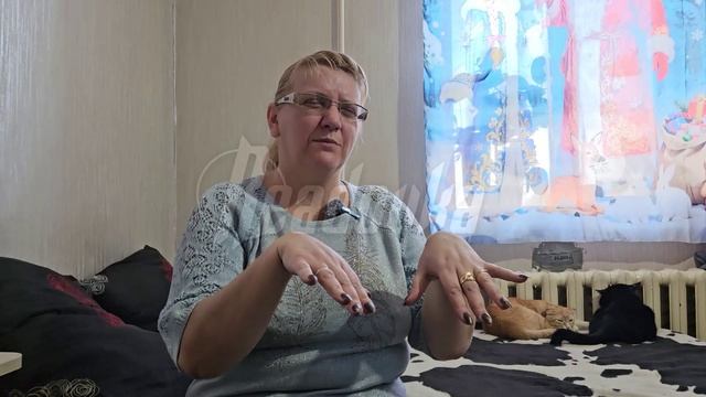 Жительница Мелитополя с ребенком-инвалидом живет в разваливающейся двухэтажке смотреть онлайн