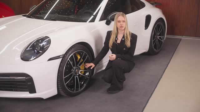 Porsche 911 VIII (992), 2021 смотреть онлайн