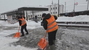 В Серпухове продолжается борьба со снегопадом