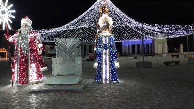 Провожаем Ёлку 2026 в провинции смотреть онлайн