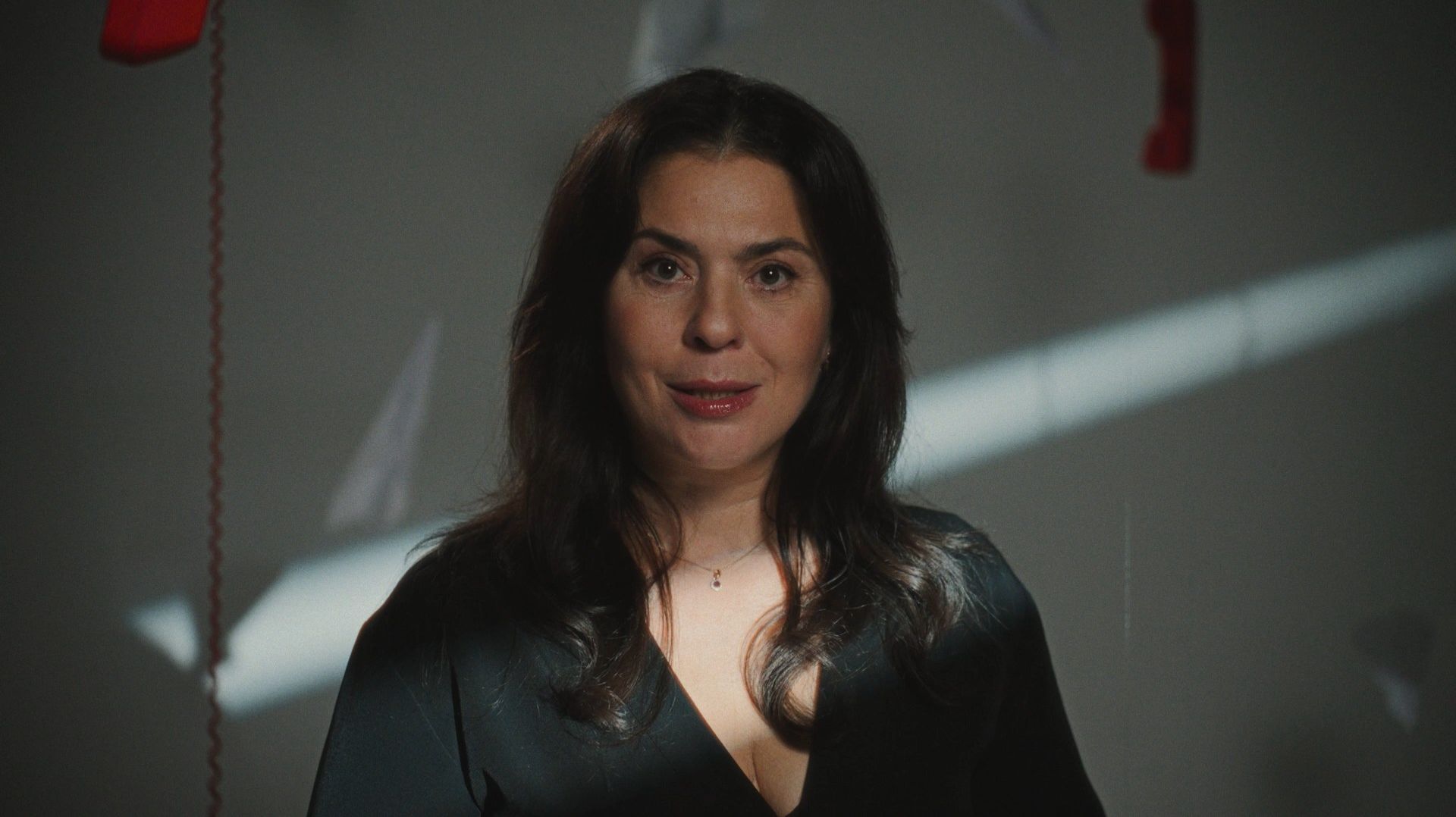 Инна Королева – Уж месяц как от друга нет письма смотреть онлайн