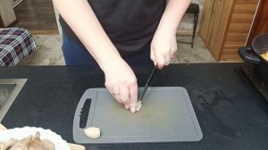 Кролик тушёный с гарниром.