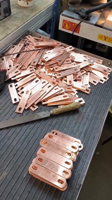 Медные перемычка для аккумуляторов в Анбик смотреть онлайн