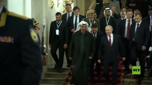 بوتين يودع الشيخ محمد بن زايد آل نهيان بعد المحادثات في الكرملين