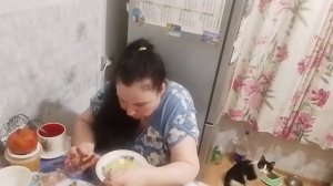 Ем сало на камеру,мукбанг